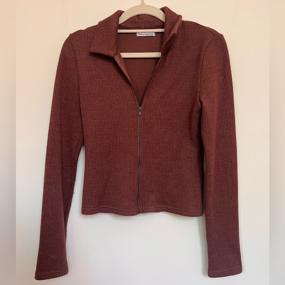 Reformation XS Fitted Ribbed Zip-Up Collared Sweater in Brown / Maple